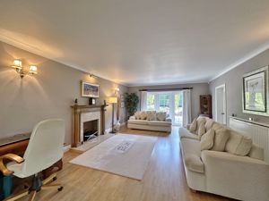 Photo 6- click for photo gallery